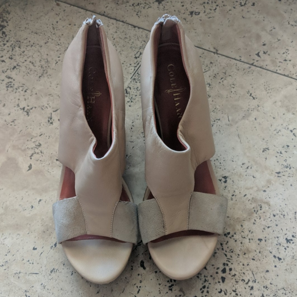 COLE HAAN Neutral colored wedges